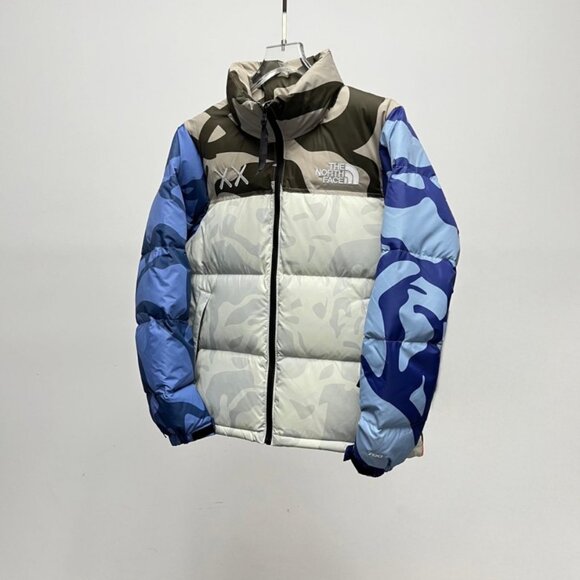 The North Face Blue Men's Down Jacket - Picture 2 of 9